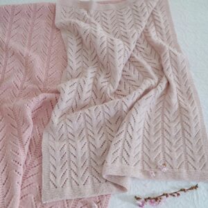 Baby Cakes 4ply + 8ply Baby Bunting Blanket