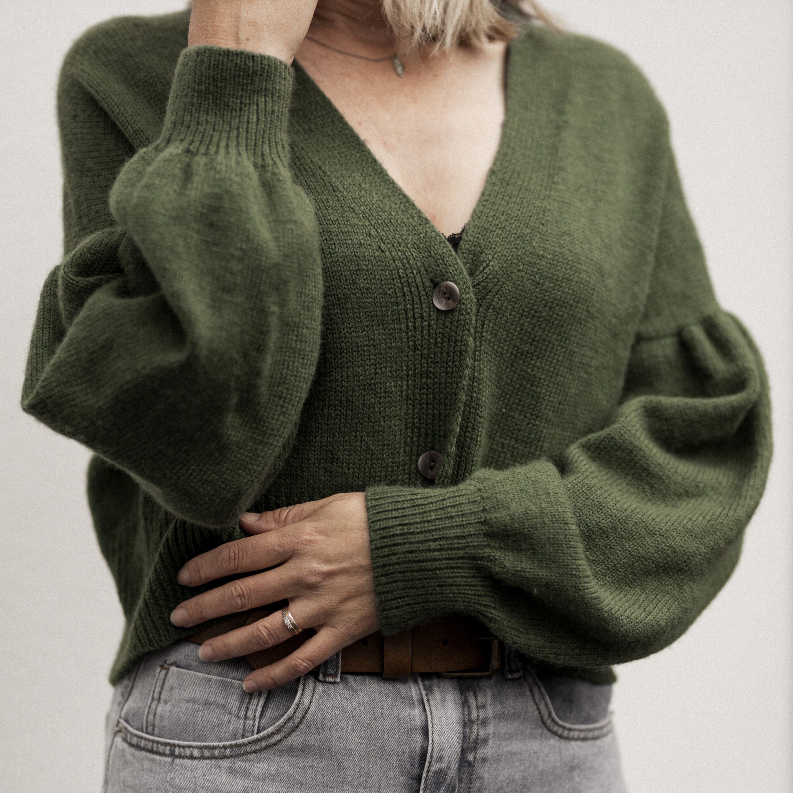 Purl Foundry 4ply Gather Sleeve Cardi - Image 3